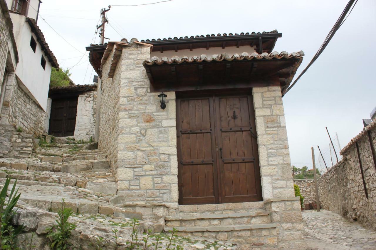 Guesthouse Arjan Berat Dış mekan fotoğraf