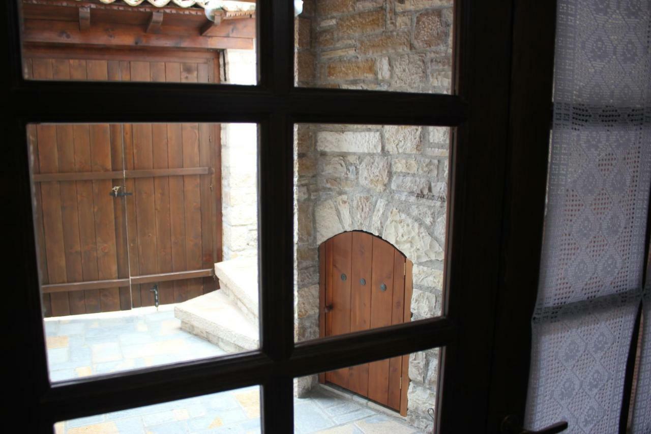 Guesthouse Arjan Berat Dış mekan fotoğraf